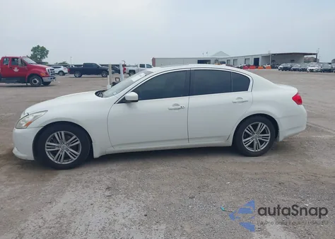 2010 Infiniti G37 Journey z USA, uszkodzony, nr VIN JN1CV6AP9AM201325